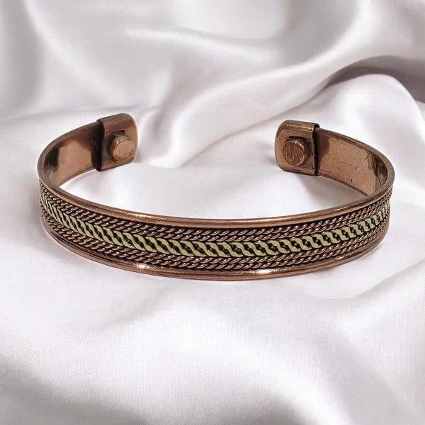 Golden Braid Aura – Premium Copper Magnetic Bracelet